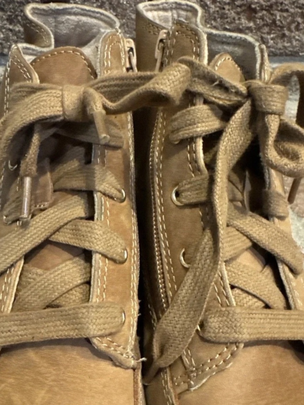 Vionic Shawna High Top - Picture 3 of 11
